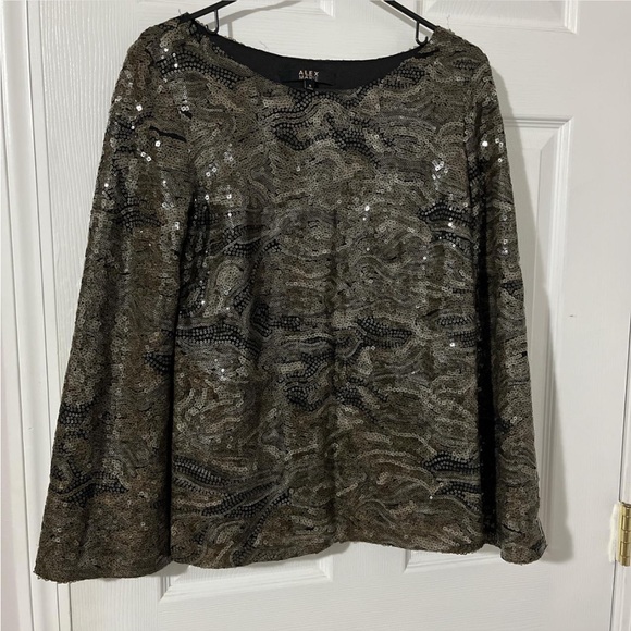 Alex Marie Black and Gold Sequin Blouse - Picture 1 of 5